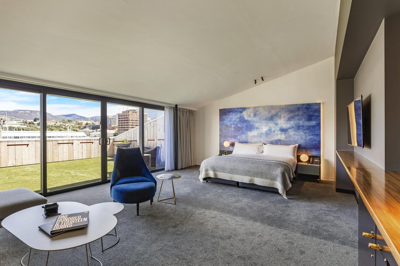 Macq 01 Hotel Hobart Eksteriør bilde A suite at the Hotel