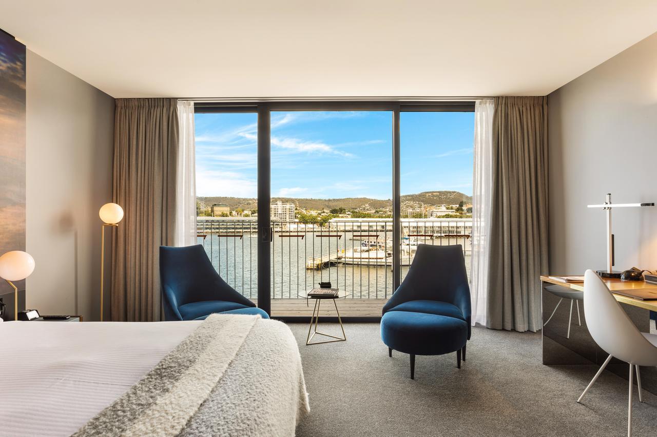 Macq 01 Hotel Hobart Eksteriør bilde A guest room at the Hotel